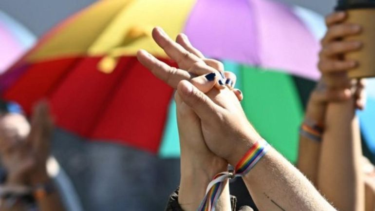 Pride en Hongrie : la justice poursuit l'organisateur d'une Marche des fiertés