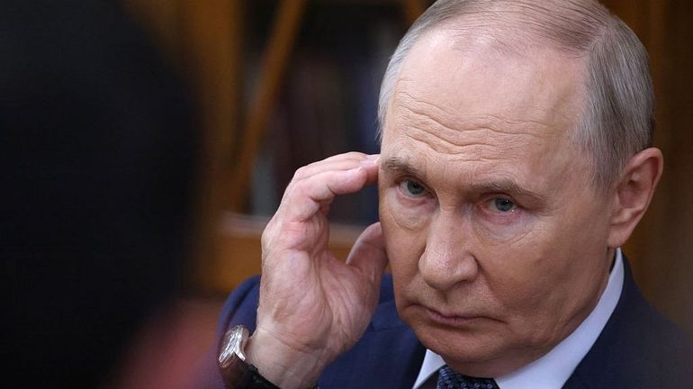 La revue de presse : Russie, climat, budget, c'est quoi le pire ?