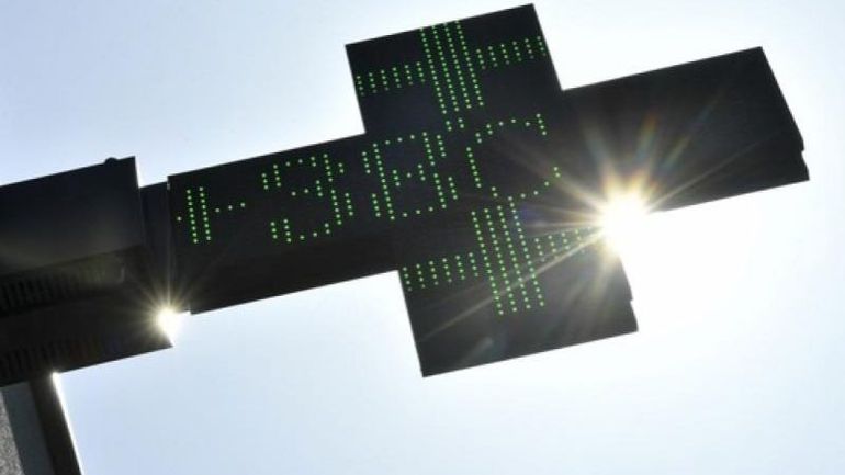 Près de 3000 décès supplémentaires cet été : les chiffres de surmortalité encore revus à la hausse