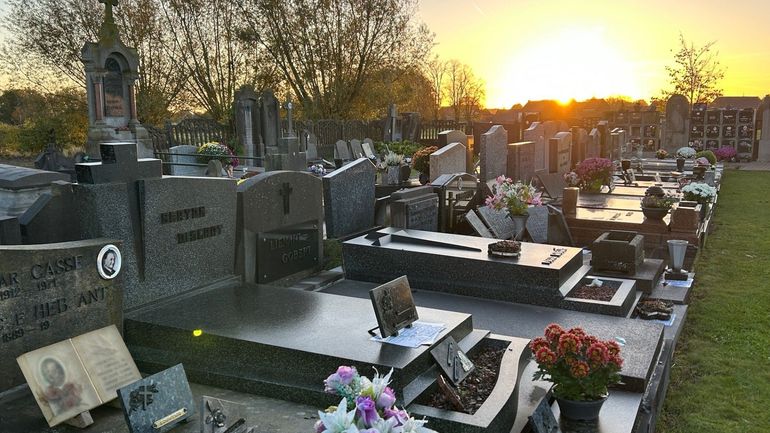Toussaint : dans les coulisses du métier de fossoyeur Toussaint : dans les coulisses du métier de fossoyeur