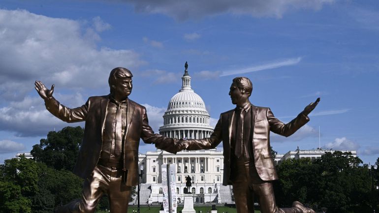 Epstein a affirmé dans un email que Trump "savait à propos des filles"