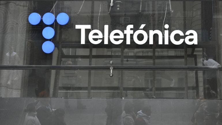 Espagne : un vaste plan social chez le géant des télécoms Telefónica validé, environ 5500 salariés sur le départ