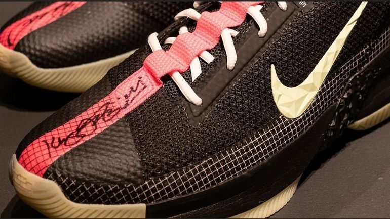 Les sneakers : passion de collectionneur ou placement financier ? Les sneakers : passion de collectionneur ou placement financier ?