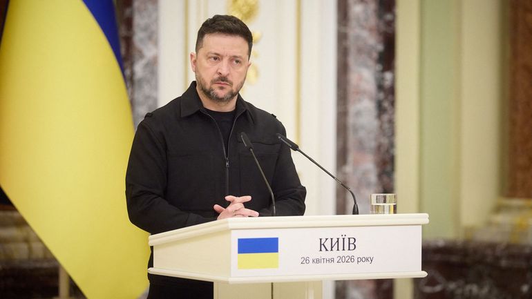 Le président ukrainien Volodymyr Zelensky met en garde le Bélarus après une "activité inhabituelle" observée à la frontière