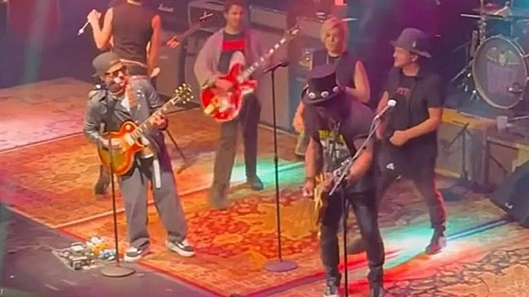Regardez Bruno Mars reprendre Nirvana… avec Slash et Chad Smith ! Regardez Bruno Mars reprendre Nirvana… avec Slash et Chad Smith !