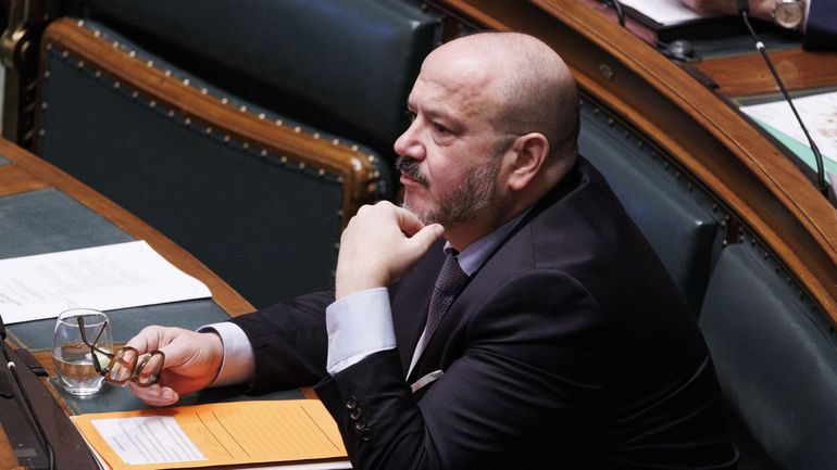 Un collectif antifasciste manifeste à Bruxelles contre le projet de loi Quintin