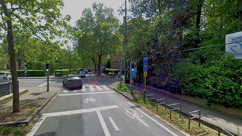 Sécurité Routière  - Que sont les "ZAC", ces zone avancée pour cyclistes, que l’on retrouve à certains feux rouges ? Sécurité Routière  - Que sont les "ZAC", ces zone avancée pour cyclistes, que l’on retrouve à certains feux rouges ?