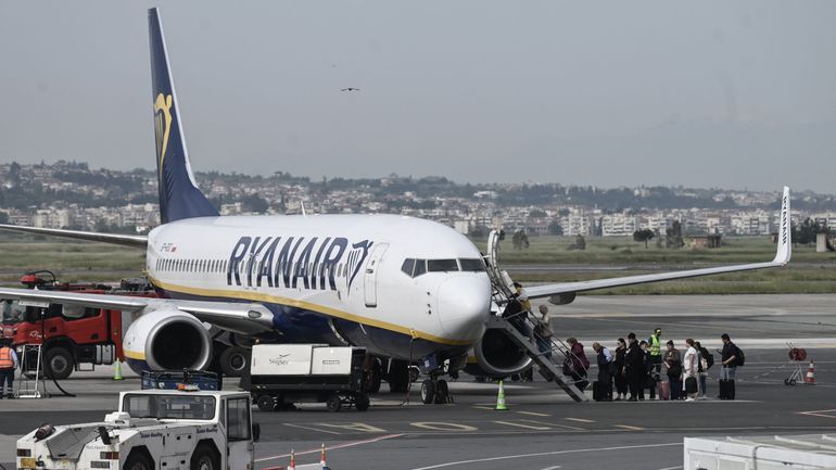 Carburant trop cher : Ryanair réduit ses vols cet hiver et prévient d'une hausse des prix