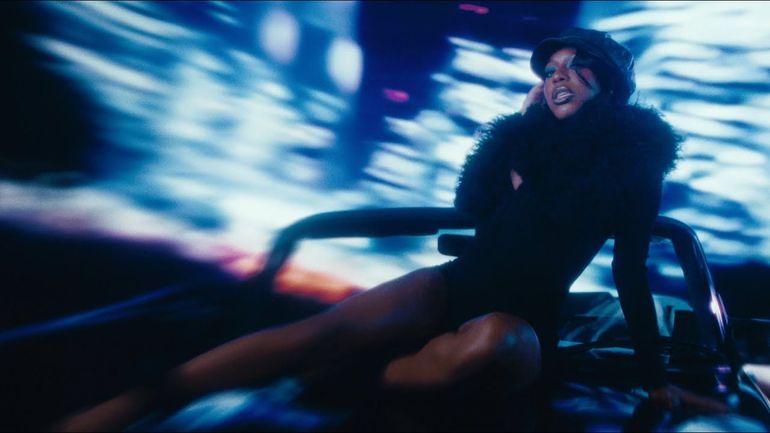 Catching Cairo vous embarque pour une “High Speed Chase”