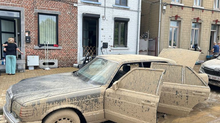 Aiseau-Presles dévastée par les pluies : les habitants en quête de réponses tandis que la commune tâtonne vers des solutions