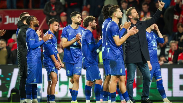 "On a donné le match", "pardon aux supporters" : les joueurs de Charleroi dépités après le choc wallon "On a donné le match", "pardon aux supporters" : les joueurs de Charleroi dépités après le choc wallon