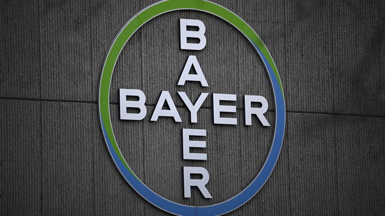 Bayer porte plainte contre des fabricants du vaccin contre le Covid pour violation de brevets liés à la technologie de l'ARN messager