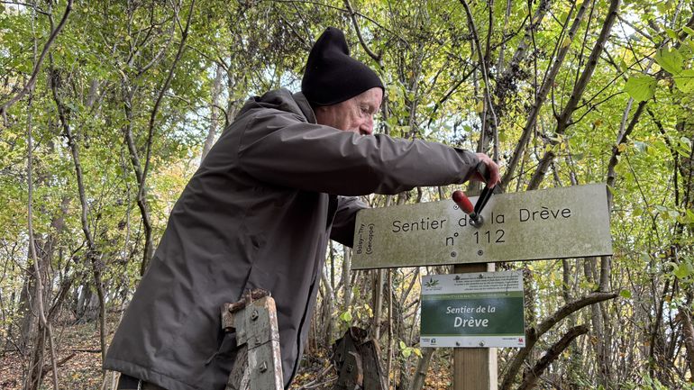 "Un sentier qui n’est pas balisé, c’est un sentier qui risque de disparaître" : rencontre avec les bénévoles de l’association genappoise "Chemins 141" "Un sentier qui n’est pas balisé, c’est un sentier qui risque de disparaître" : rencontre avec les bénévoles de l’association genappoise "Chemins 141"