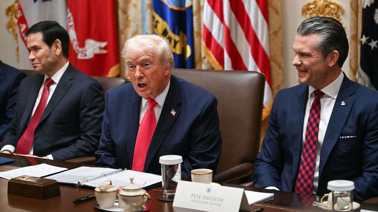 "Pays pourri", "ordures", etc. : la stratégie derrière les propos racistes et violents de Donald Trump visant les citoyens d’origine somalienne