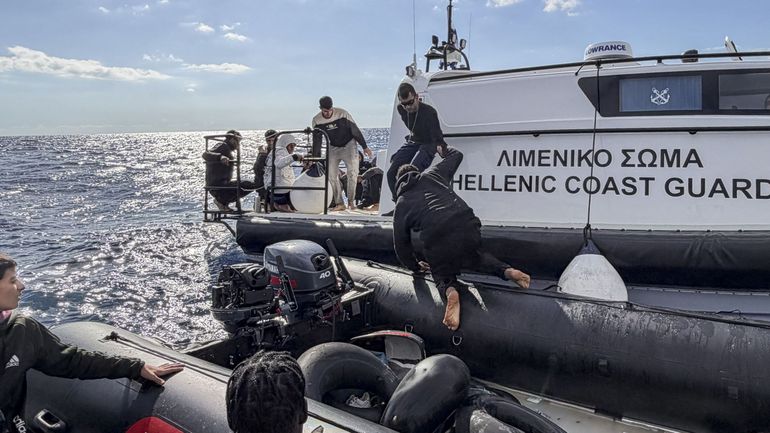 17 morts dans le naufrage d'une embarcation de migrants au large de la Crète