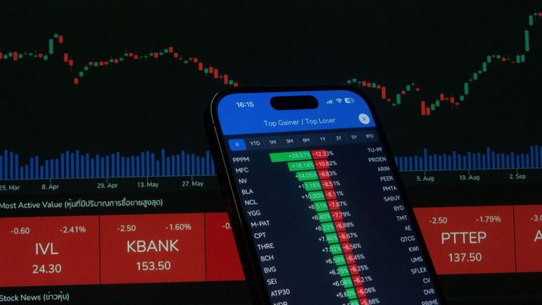 Bulle IA, fonds mondiaux, trackers : vos placements sont-ils vraiment diversifiés ?