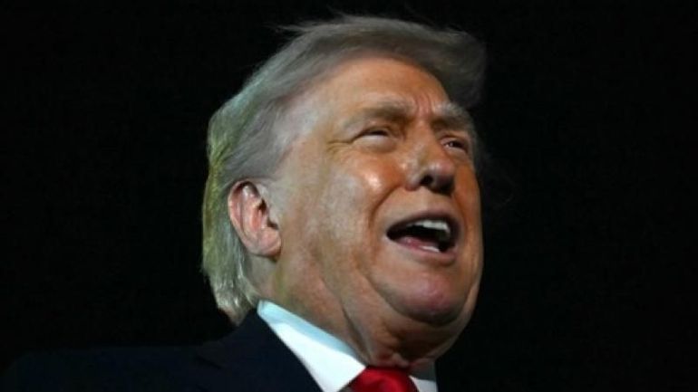 Trump menace d'imposer des droits de douane de 200% sur les vins et champagnes français