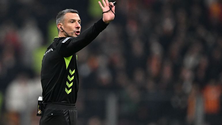 Un quart des arbitres turc parient sur des matches : "Nous sommes déterminés à nettoyer le football de la corruption" Un quart des arbitres turc parient sur des matches : "Nous sommes déterminés à nettoyer le football de la corruption"