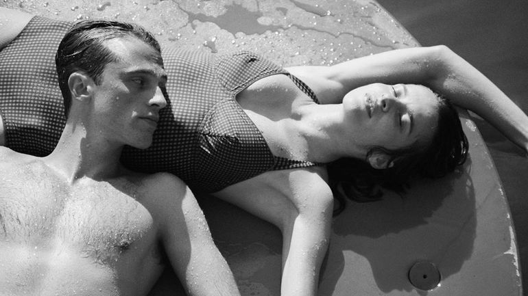 Les critiques d’Hugues Dayez : "L’Étranger", une adaptation sensuelle du roman de Camus par Ozon Les critiques d’Hugues Dayez : "L’Étranger", une adaptation sensuelle du roman de Camus par Ozon