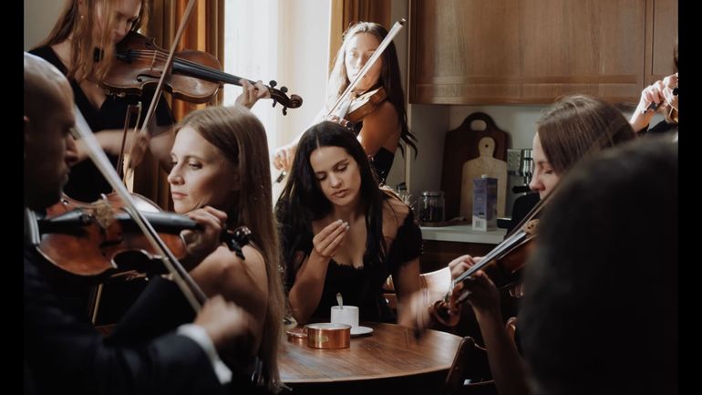 "Berghain", le sublime nouveau morceau de Rosalía à l’allure de fresque symphonique "Berghain", le sublime nouveau morceau de Rosalía à l’allure de fresque symphonique