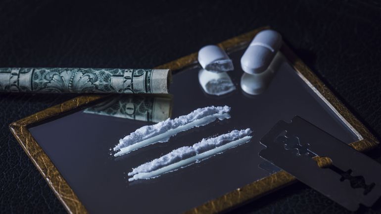 De l'approvisionnement à la vente : un réseau structuré de trafiquants de drogue est démantelé à Bruxelles après un an d'enquête
