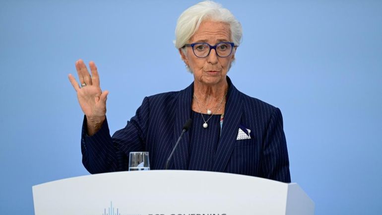 La crise de la dette française s'invite à la BCE, qui devrait maintenir ses taux