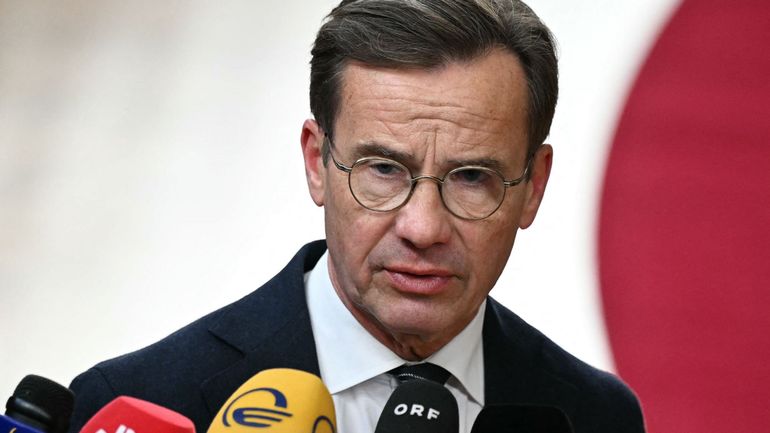 Le Premier ministre suédois rend hommage aux supporters victimes de l'attentat à Bruxelles de 2023