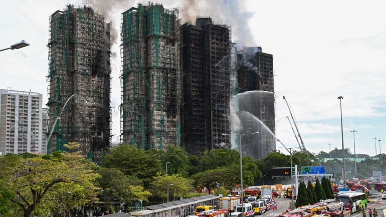 Chine : au moins 44 morts dans un gigantesque incendie touchant plusieurs buildings de Hong Kong