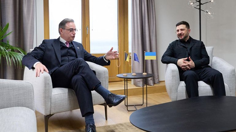 La revue de presse : l’Europe a-t-elle évité l’insignifiance ?