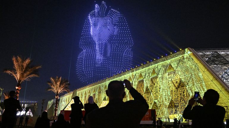 Egypte : spectacle pharaonique au Caire pour l'inauguration du Grand musée égyptien