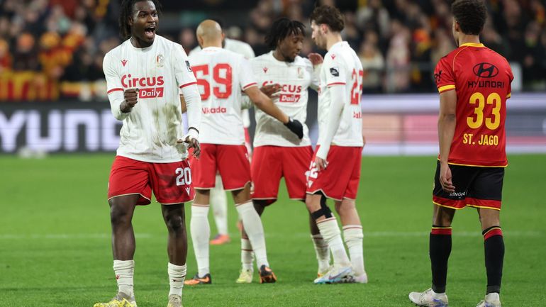 Complètement Foot : le Standard s’impose face à un concurrent, Charleroi loupe le coche dans le derby Complètement Foot : le Standard s’impose face à un concurrent, Charleroi loupe le coche dans le derby