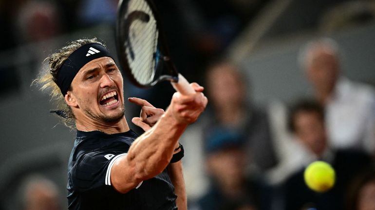 Roland-Garros : le nouveau favori, Alexander Zverev, surclasse Rafael Jodar et rejoint les demi-finales
