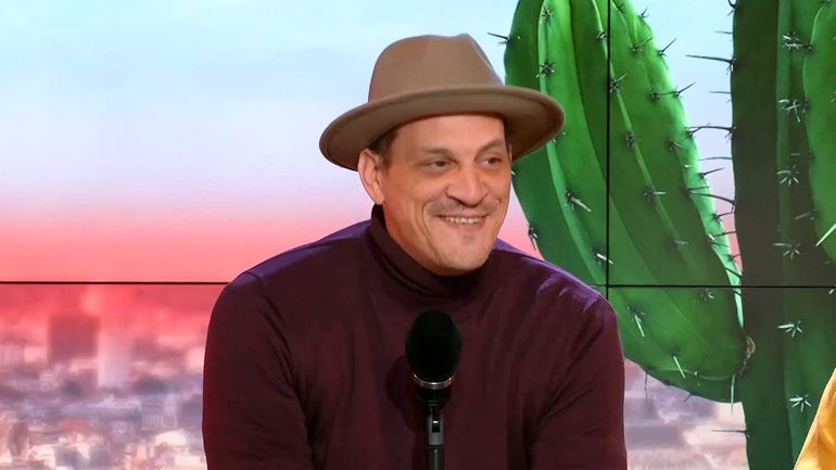 500 jours sans gouvernement à Bruxelles : James Deano nous invite à voir le côté positif de la situation dans le Cactus