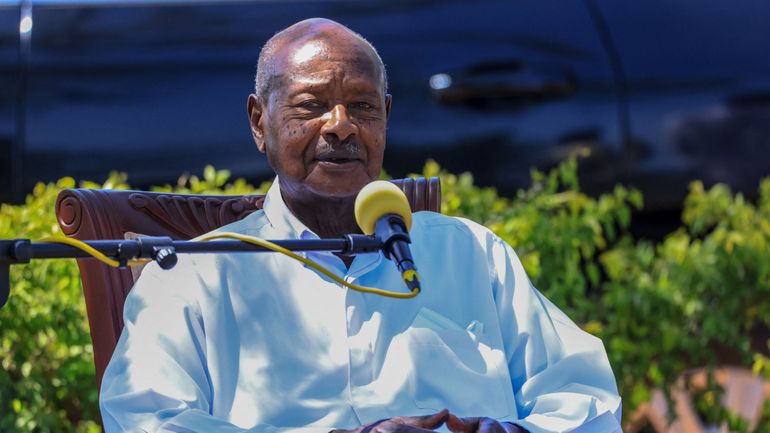 Le président ougandais Yoweri Museveni, en place depuis 1986, réélu pour un septième mandat