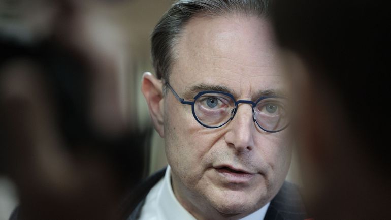 Bart De Wever réagit à la décision européenne d'un emprunt sans les avoirs russes : "c'était presque comme le Titanic"