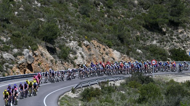 Direct vidéo et commenté, Tour de Catalogne, 1re étape : l'écart remonte un peu