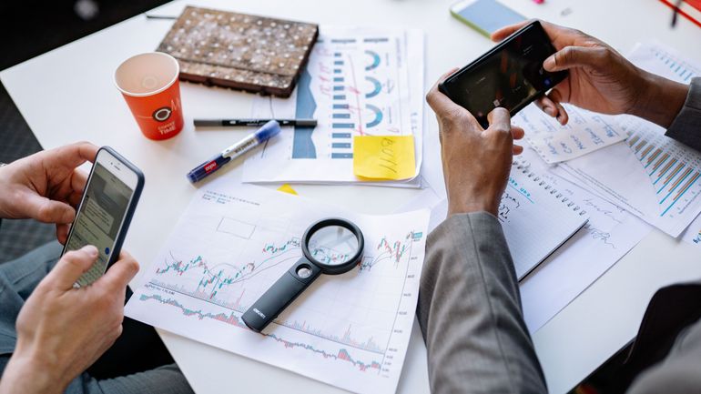 Faut-il également interdire le smartphone dans les entreprises ?