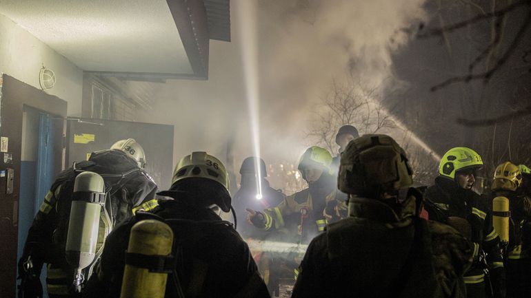 Sous très fortes pressions militaire et politique, l'Ukraine va négocier aux Etats-Unis le plan de paix américain