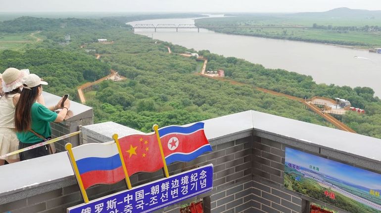 La Russie et la Corée du Nord inaugurent leur première liaison routière