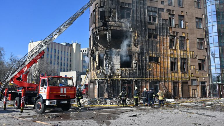 L'Ukraine visée par "près de 500 drones et missiles" russes en plein jour