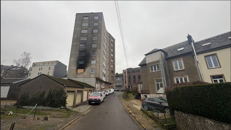 Incendie à Arlon : le CPAS cherche des logements pour les résidents de la tour Albert 1er Incendie à Arlon : le CPAS cherche des logements pour les résidents de la tour Albert 1er