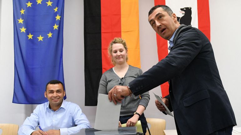 Les Verts s'imposent aux élections régionales en Bade-Wurtemberg (Allemagne) : la CDU déçoit, l'extrême droite progresse, le SPD sanctionné