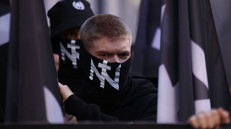 "Vive l'Espagne", "Les nationalistes sont ici" : rassemblement d'extrême droite et saluts nazis samedi soir dans le centre de Madrid