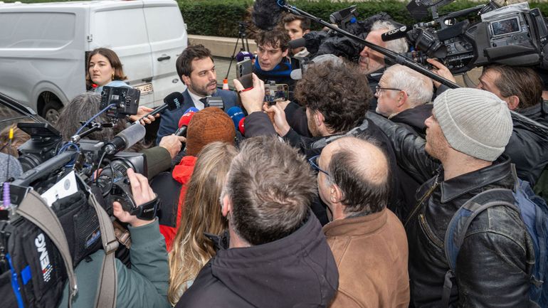 Conclave à Bruxelles : un gouvernement pour la fin de semaine ? "Il y a énormément de rancoeurs, ça pourrait péter" prévient Dorian de Meeûs