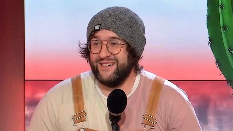 "Ses copains ont inventé un prix pour le lui donner" : Gaëtan Delferière évoque le prix remis à Donald Trump pour son effort de paix dans le Cactus "Ses copains ont inventé un prix pour le lui donner" : Gaëtan Delferière évoque le prix remis à Donald Trump pour son effort de paix dans le Cactus