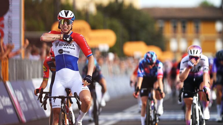 Giro Donne : Lorena Wiebes disqualifiée et exclue pour un vélo trop léger, Elisa Balsamo première maillot rose