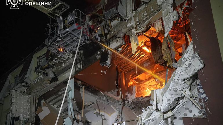 Guerre en Ukraine : trois personnes tuées dans une attaque russe contre la ville portuaire d'Odessa