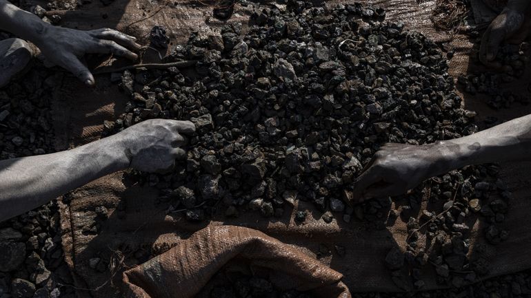 Au moins 32 mineurs morts après l'effondrement d'un pont dans une mine de cobalt en République démocratique du Congo
