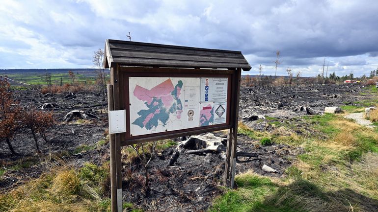 Incendie dans les Hautes Fagnes : la commune de Baelen se constitue partie civile contre X