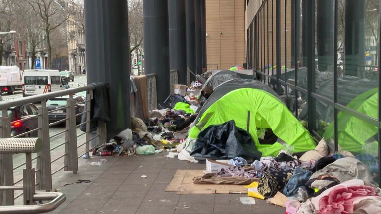 Projet Lama : missions réduites faute de subsides, catastrophe socio-sanitaire en vue des personnes en errance à Bruxelles
